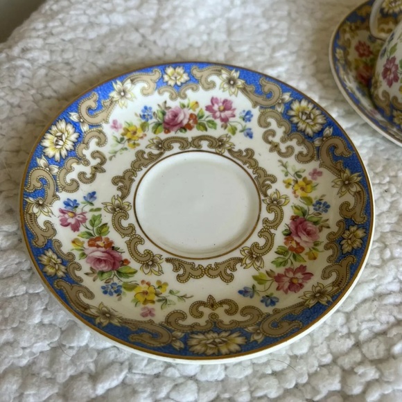 Vintage Old Royal China England Tea Cup & Saucer Set Of 2 EUC - Picture 12 of 12